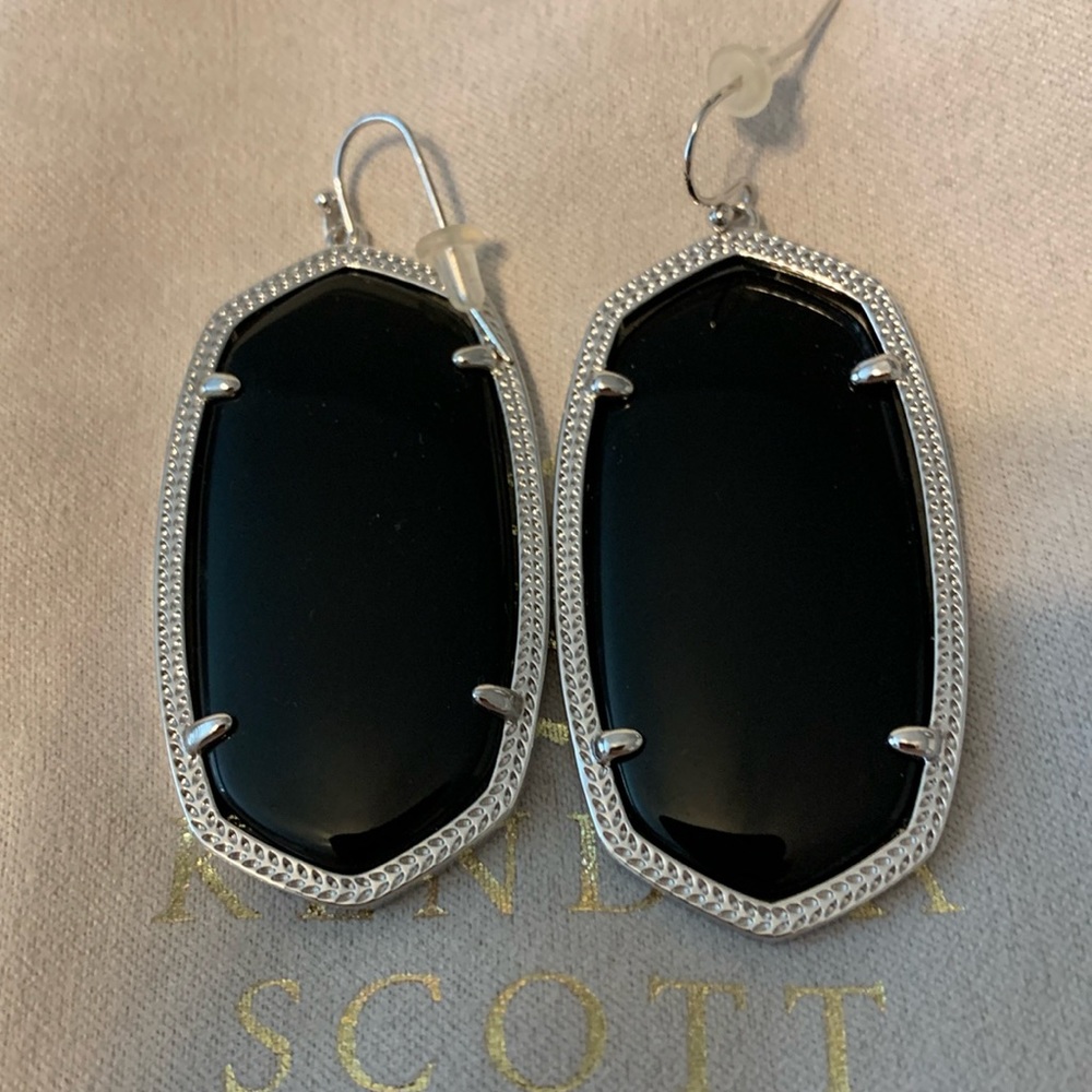 Kendra Scott Danielle Earrings with Silver Tone Frame and Black Stones. EUC